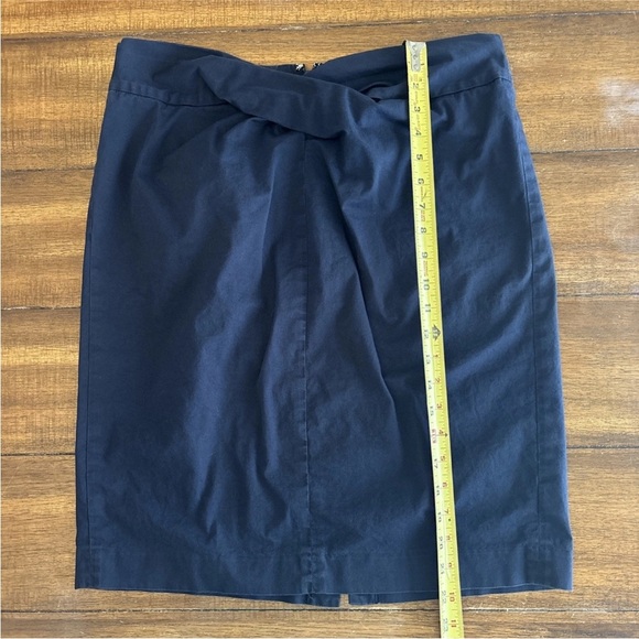 Michael Kors Skirt Size 12 Navy Knee Length - Picture 2 of 10